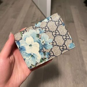 Authentic Gucci wallet